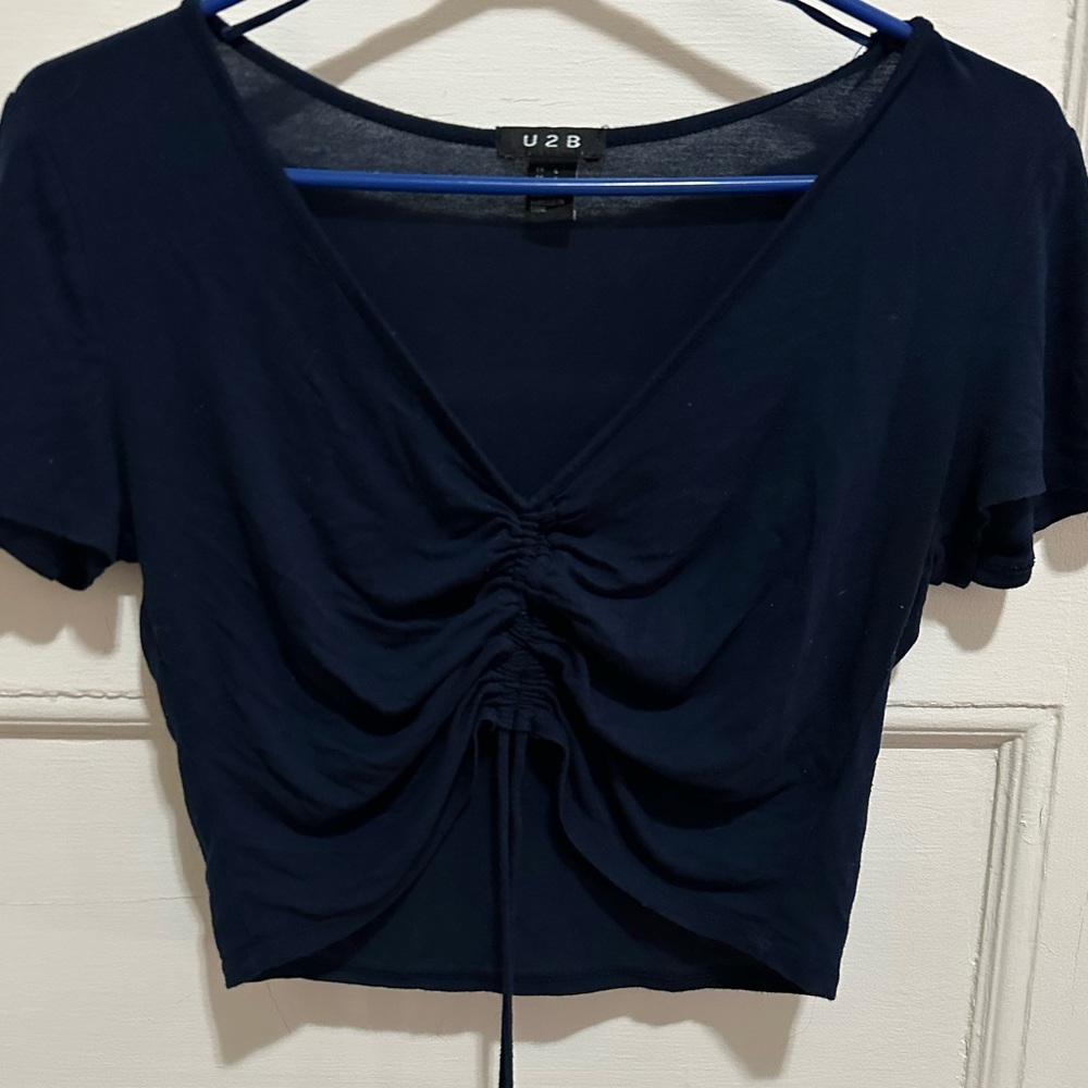 ❣️3/$30 U2B Drawstring adjustable tee - Picture 4 of 5